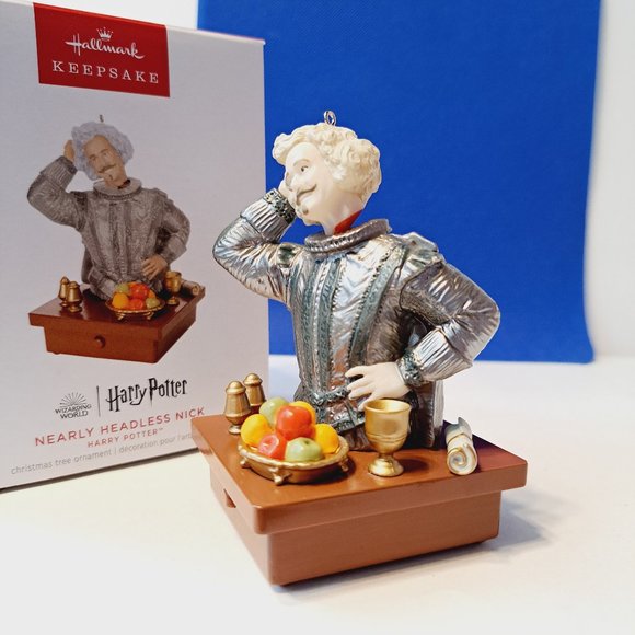 Hallmark 2023 Harry Potter NEARLY HEADLESS NICK Ornament MAGIC Light Sound - Picture 6 of 8